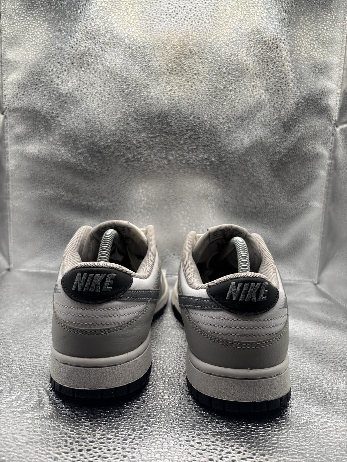 Nike Nike dunk low stencil swossh Size US 9 / EU 42 - 4 Thumbnail