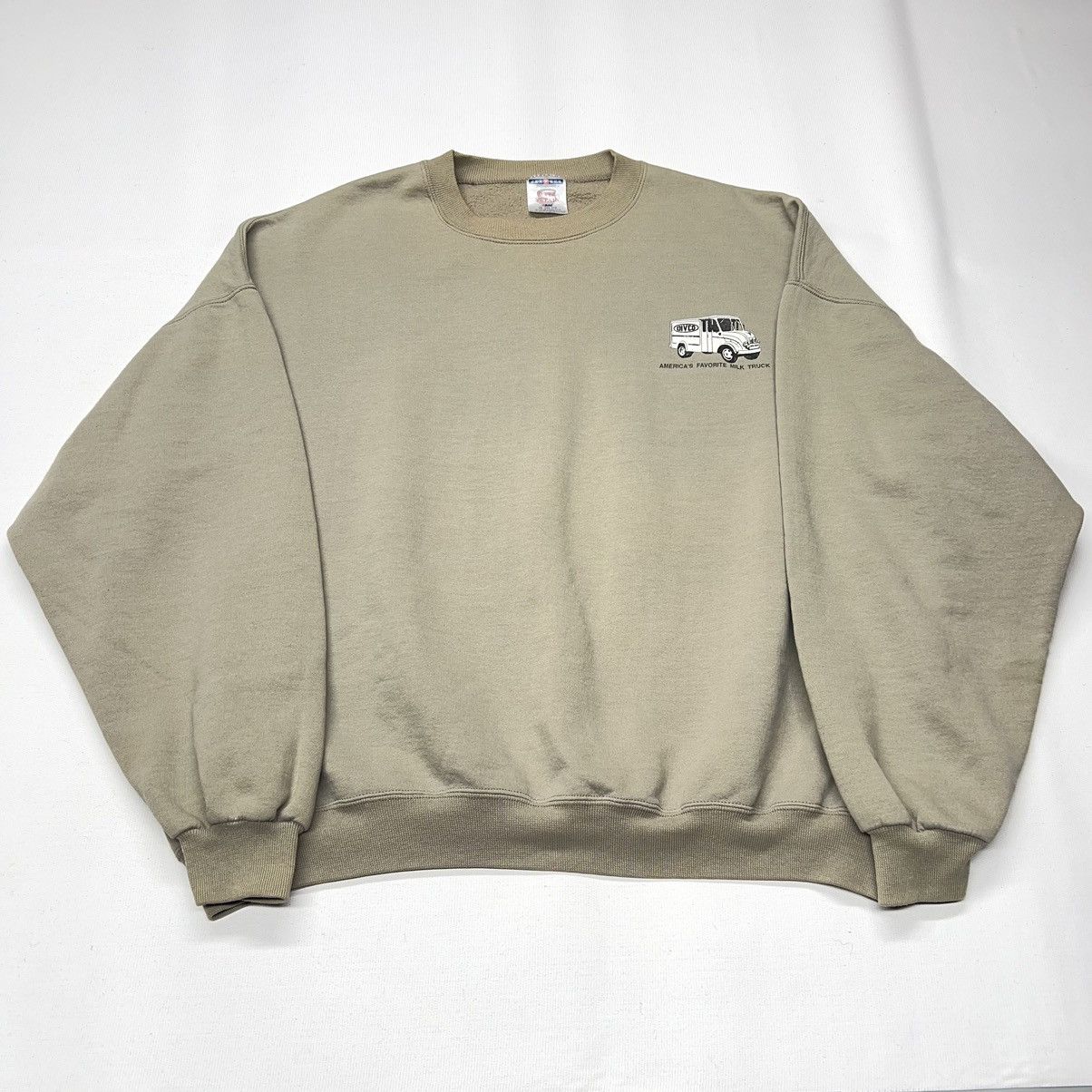 Vintage Divco Crewneck Sweatshirt Beige Logo Milk Truck Uniform Size US XXL / EU 58 / 5 - 1 Thumbnail