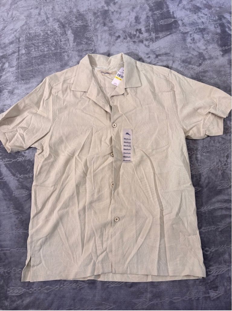 Tommy Bahama Men's Tommy Bahama Beige Button-Down Shirt Size M Size US L / EU 52-54 / 3 - 1 Thumbnail