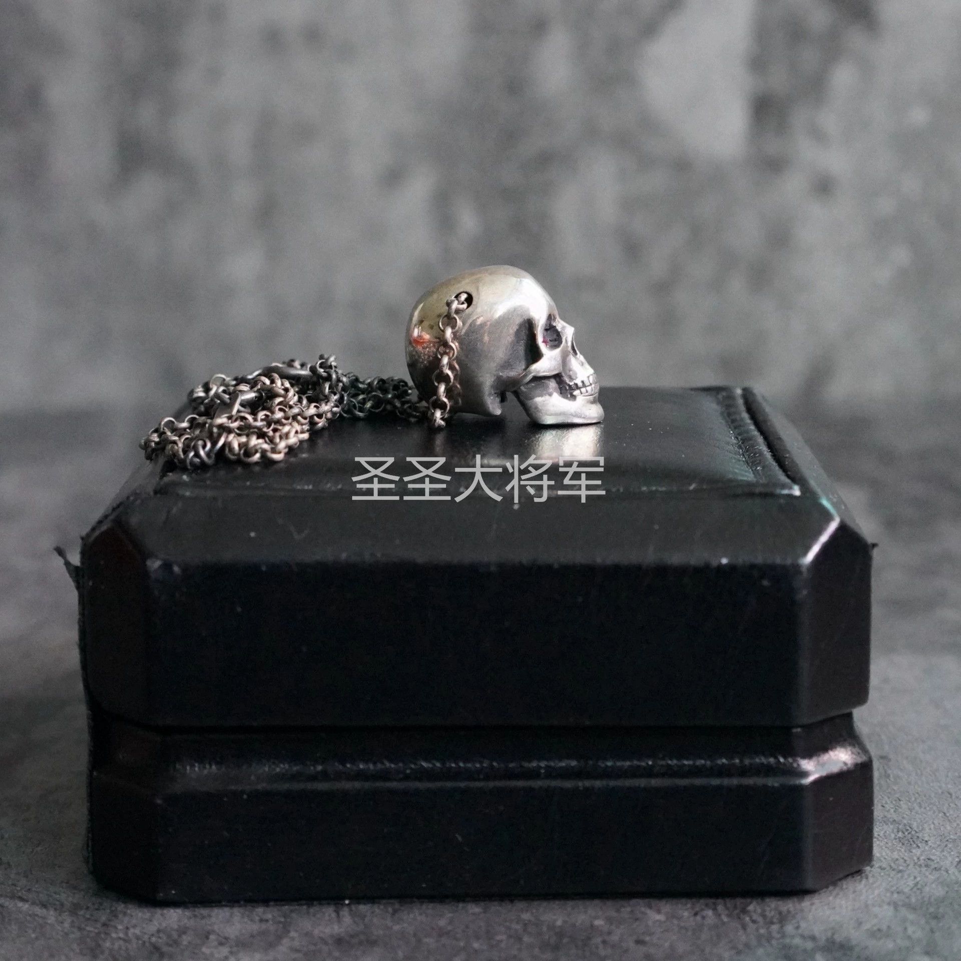 Ugo Cacciatori Ugo Cacciatori Vintage Skull Purple Ruby Necklace Size ONE SIZE - 3 Thumbnail
