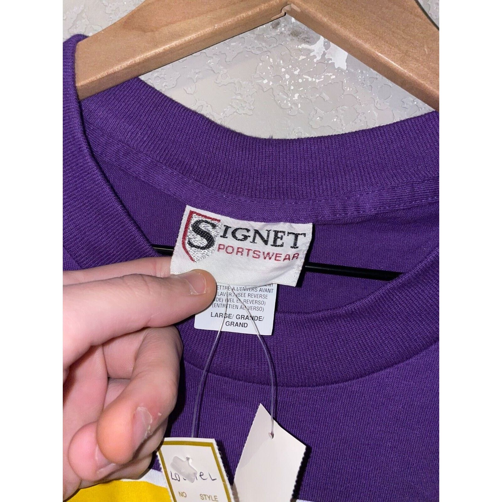 Vintage Vintage DC Comics Superman Shirt Purple Yellow Logo 90s VTG Size US L / EU 52-54 / 3 - 8 Thumbnail