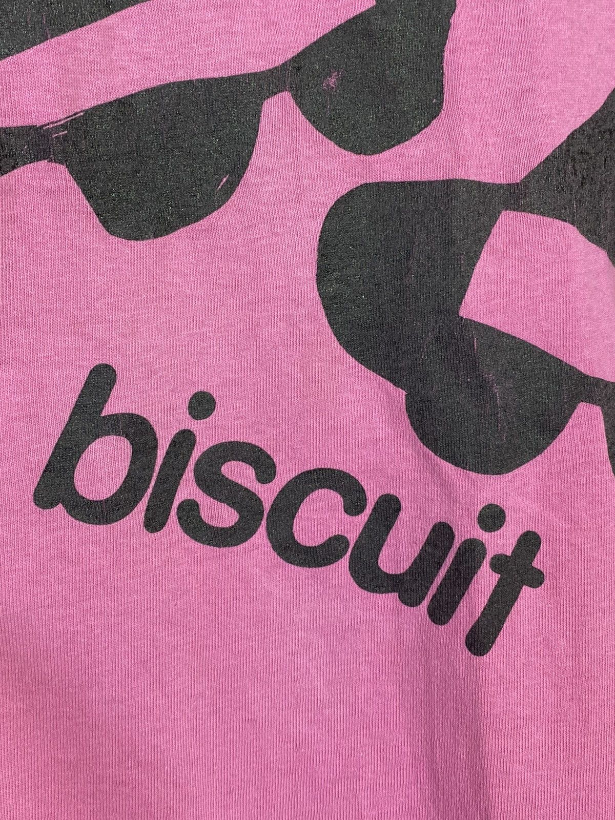 Band Tees Vintage 90s The Blues Brothers Rubber Biscuit Pink T-shirt Size US XL / EU 56 / 4 - 7 Thumbnail