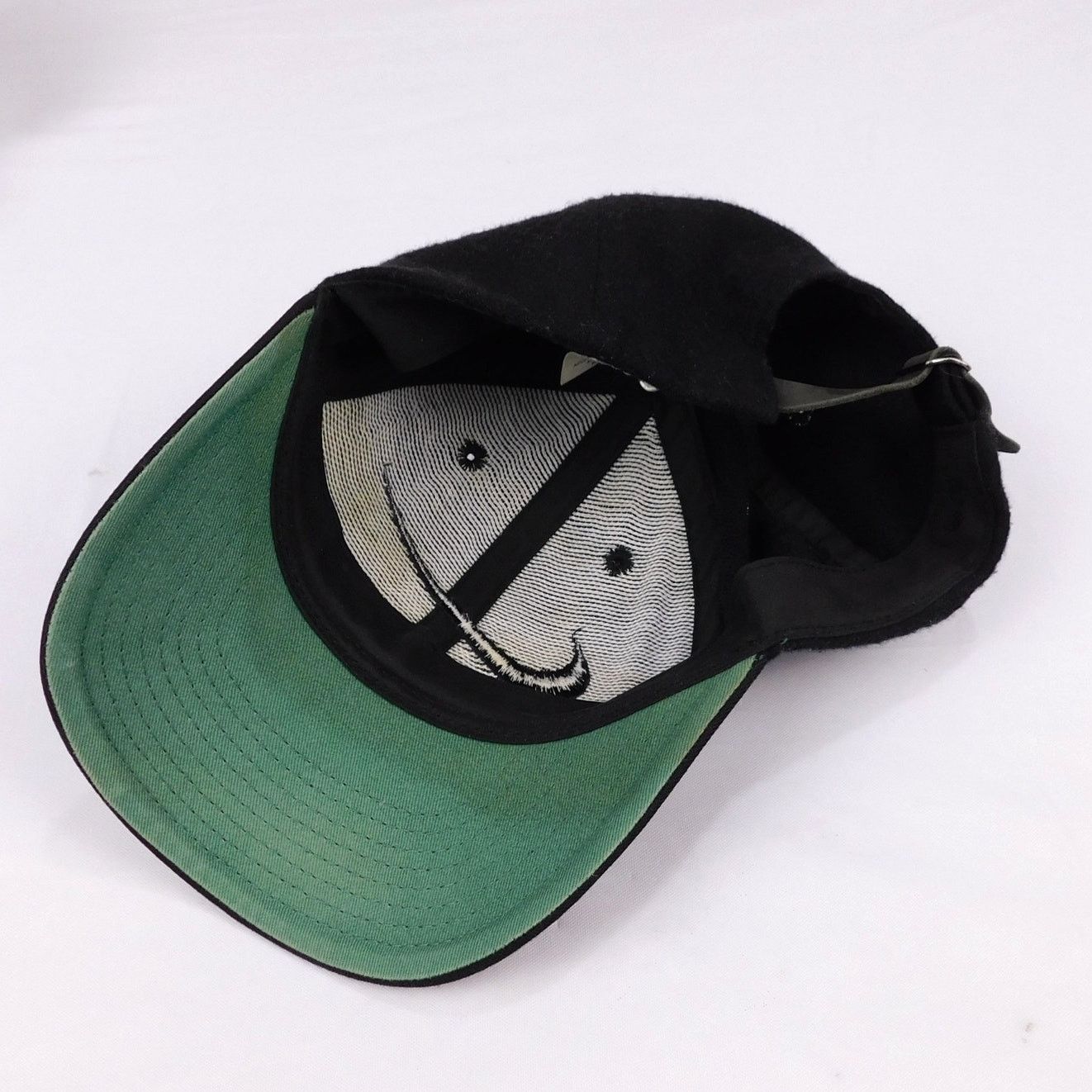 Nike Vintage Nike Black Wool Strapback Hat Cap Tonal Swoosh Y2K Size ONE SIZE - 7 Thumbnail
