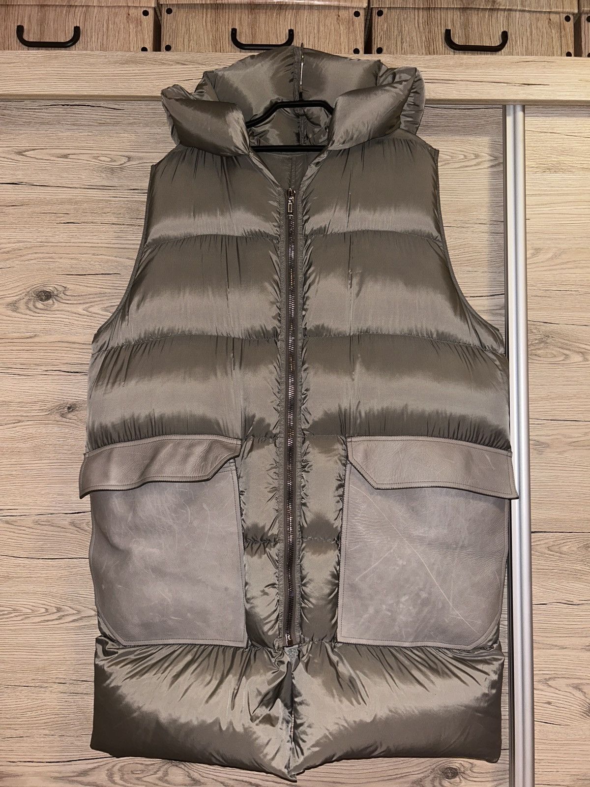 Rick Owens Rick Owens FW17 Glitter vest Size US L / EU 52-54 / 3 - 1 Thumbnail