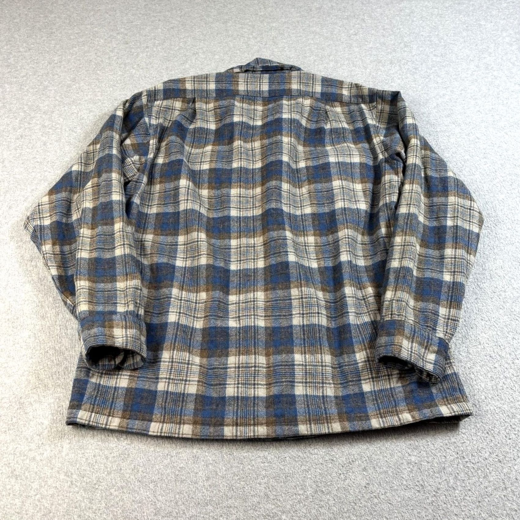 Pendleton VINTAGE Pendleton Wool Shirt Mens M Blue Plaid Shacket 60s 70s Button-Up Long Sleeve Collar Pocketed Pattern Size US M / EU 48-50 / 2 - 2 Thumbnail