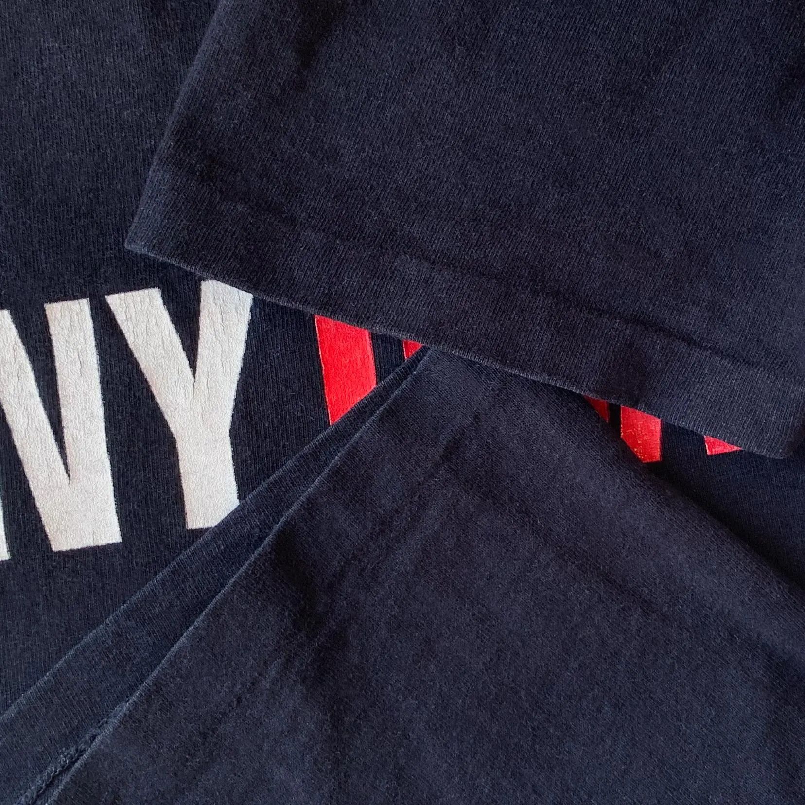 DKNY Vintage 80s 90s DKNY USA T shirt Donna Karan Single stitch Size US S / EU 44-46 / 1 - 4 Thumbnail