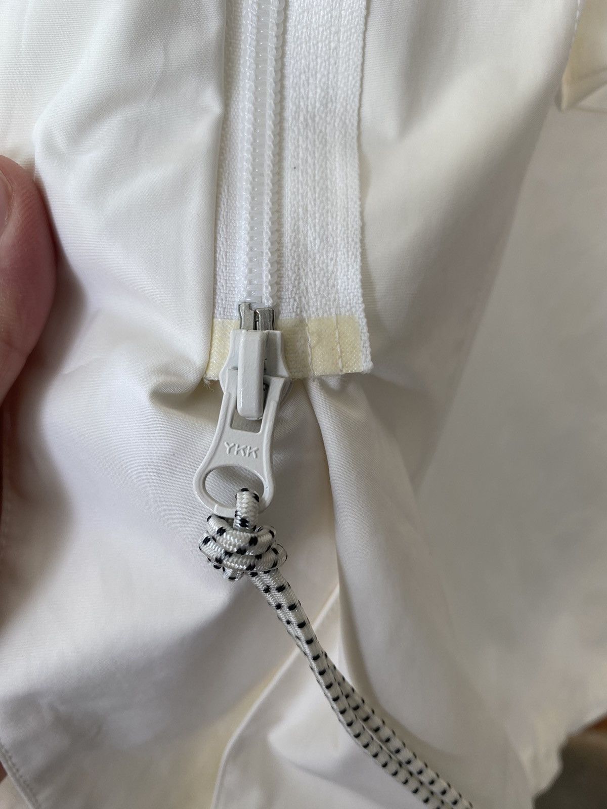 Issey Miyake SS04 ISSEY MIYAKE Bungee Cord Long Raincoat Size US M / EU 48-50 / 2 - 17 Thumbnail