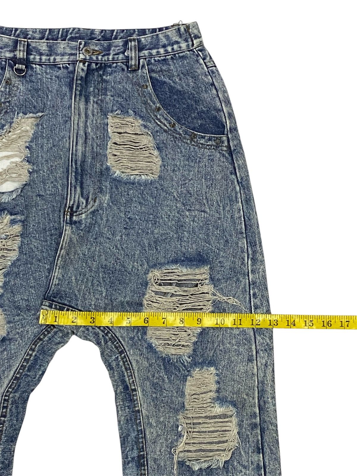 Japanese Brand Super Lovers Ripped Distressed Drop Crotch Baggy Jeans Size 28" / US 6 / IT 42 - 17 Thumbnail
