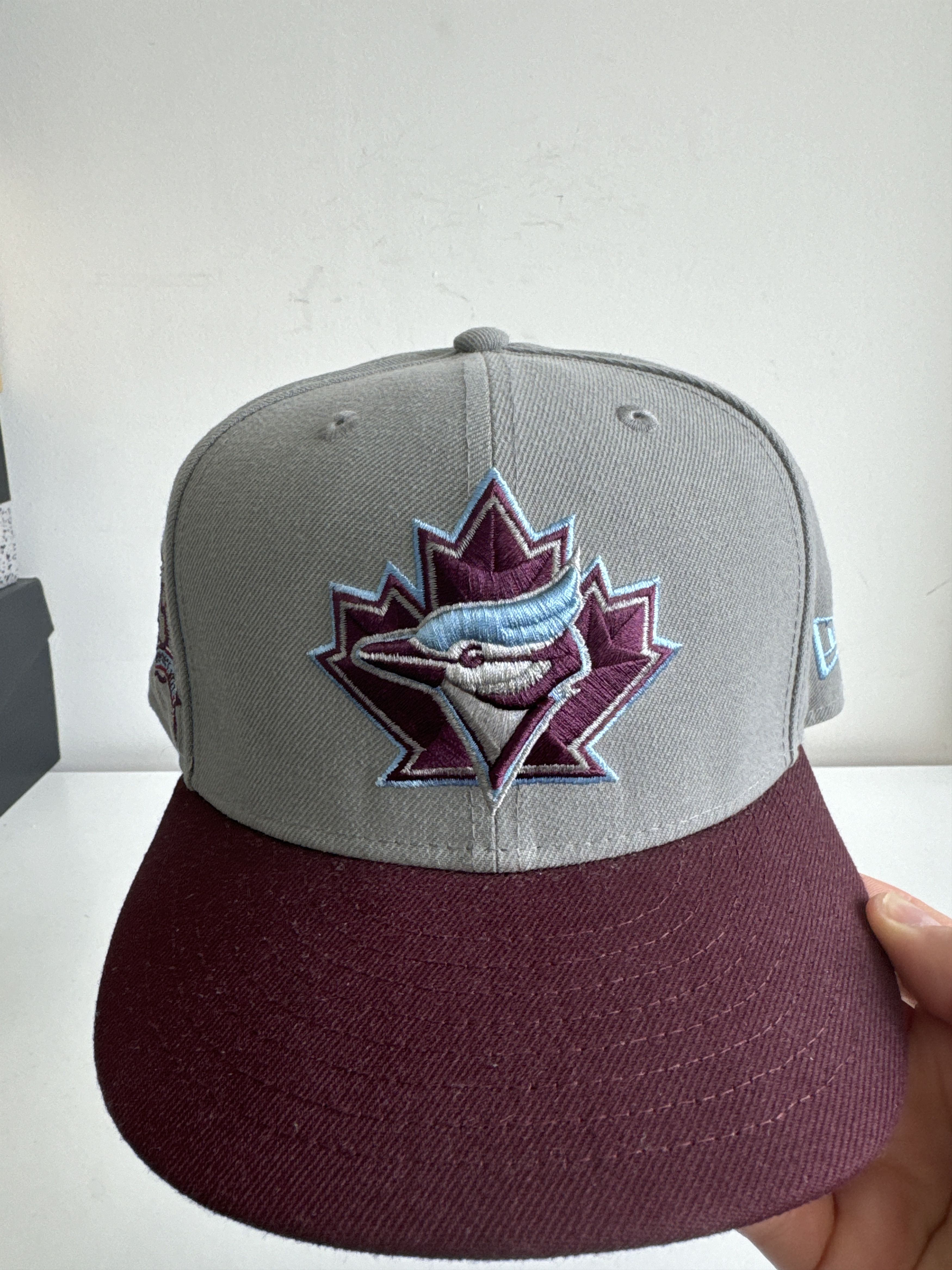 New Era Size 7 1/2 New Era Toronto Blue Jays Fitted Hat Size ONE SIZE - 5 Thumbnail