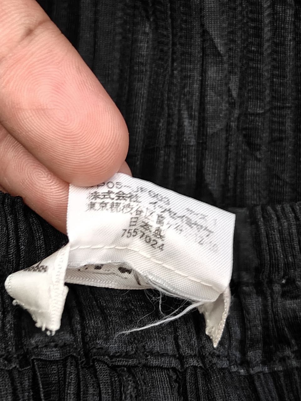 Issey Miyake Thrashed Ripped Damaged Pleats Please Pleated Pant Size 26" / US 2 / IT 38 - 9 Thumbnail