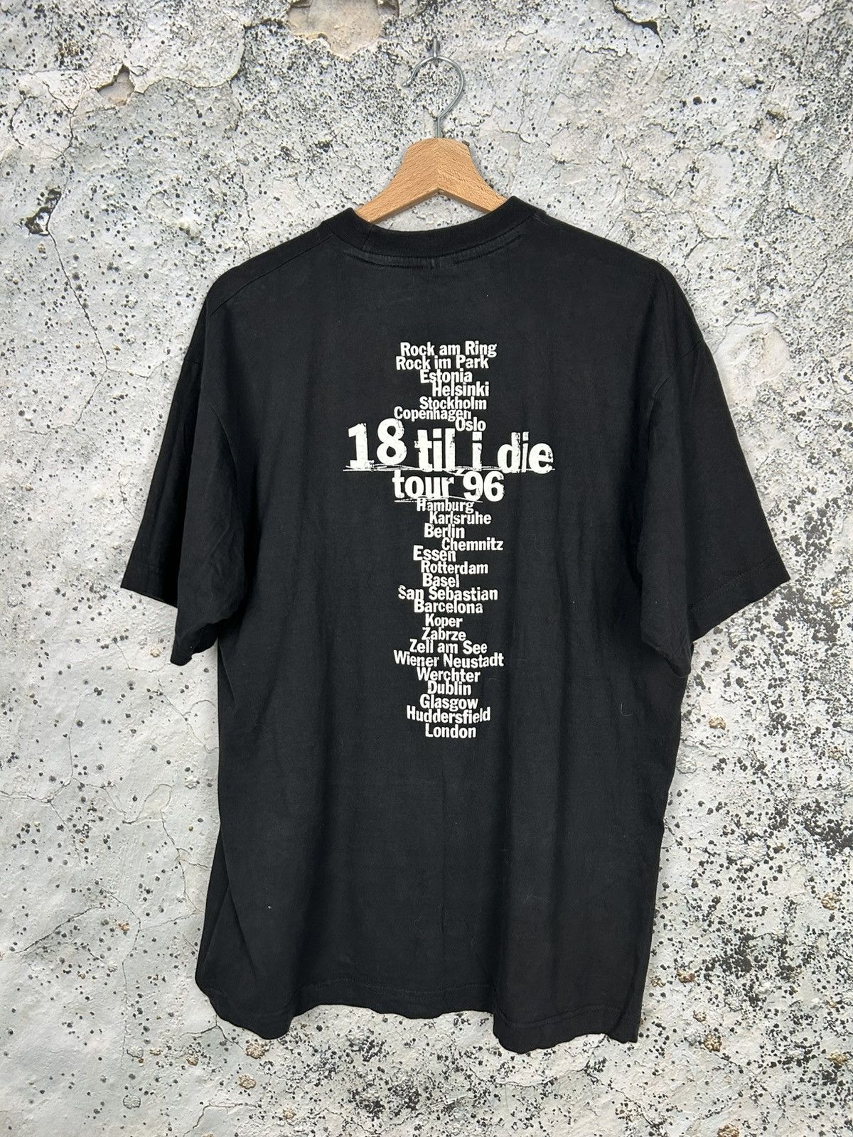 Band Tees Vintage Bryan Adams 18 Til i Die Tour Tee Rock Band Graphic Size US XL / EU 56 / 4 - 3 Thumbnail