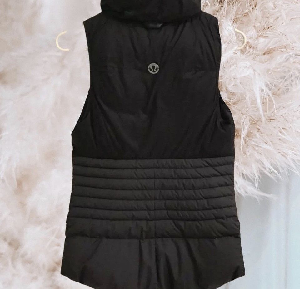 Lululemon Lululemon Fluffin Awesome Vest Grey/Black Sz.6 Size M / US 6-8 / IT 42-44 - 9 Thumbnail