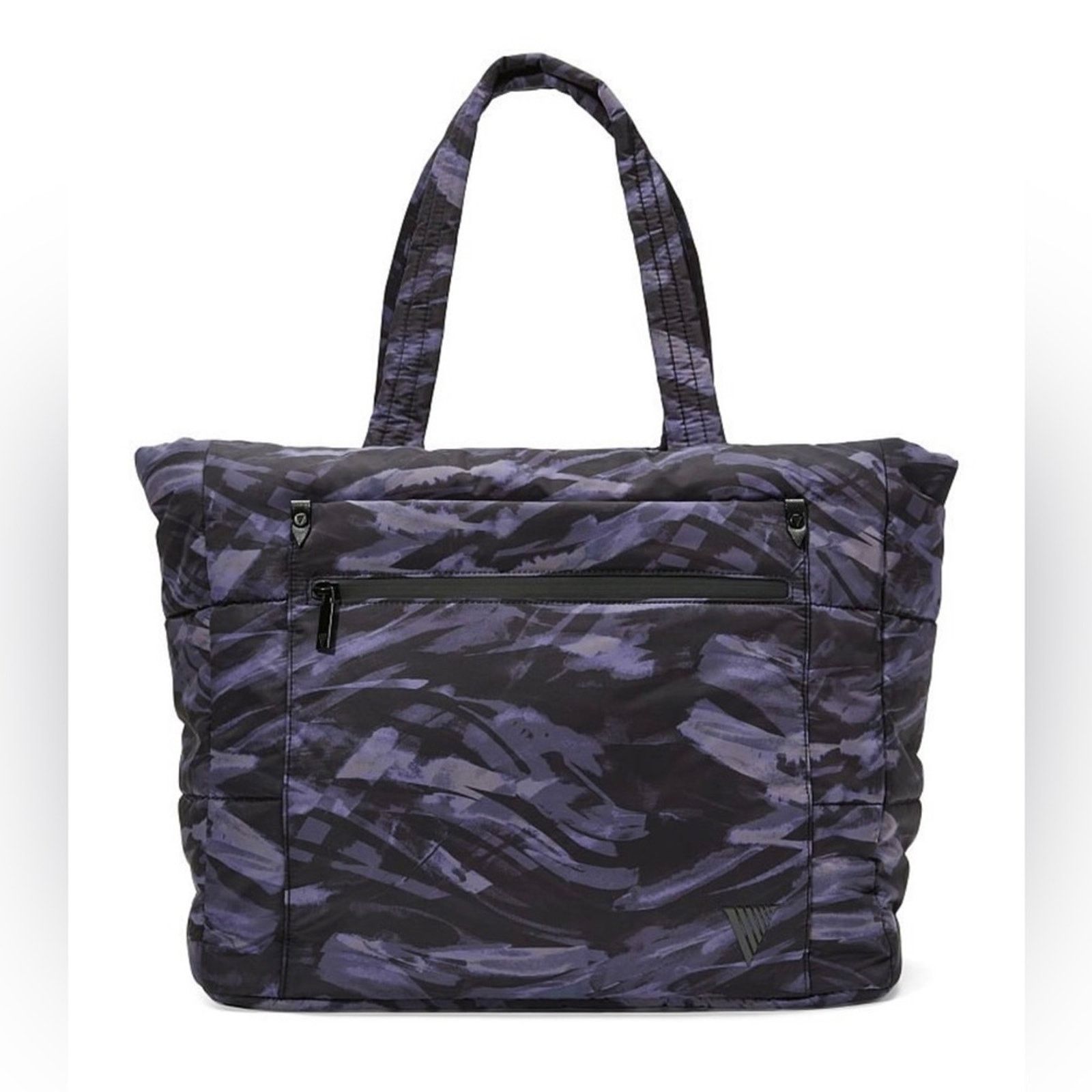 Victoria's Secret 🎉LAST PIECE🎉Victoria Secret Live on point‎ Puffer tote Size ONE SIZE - 1 Thumbnail
