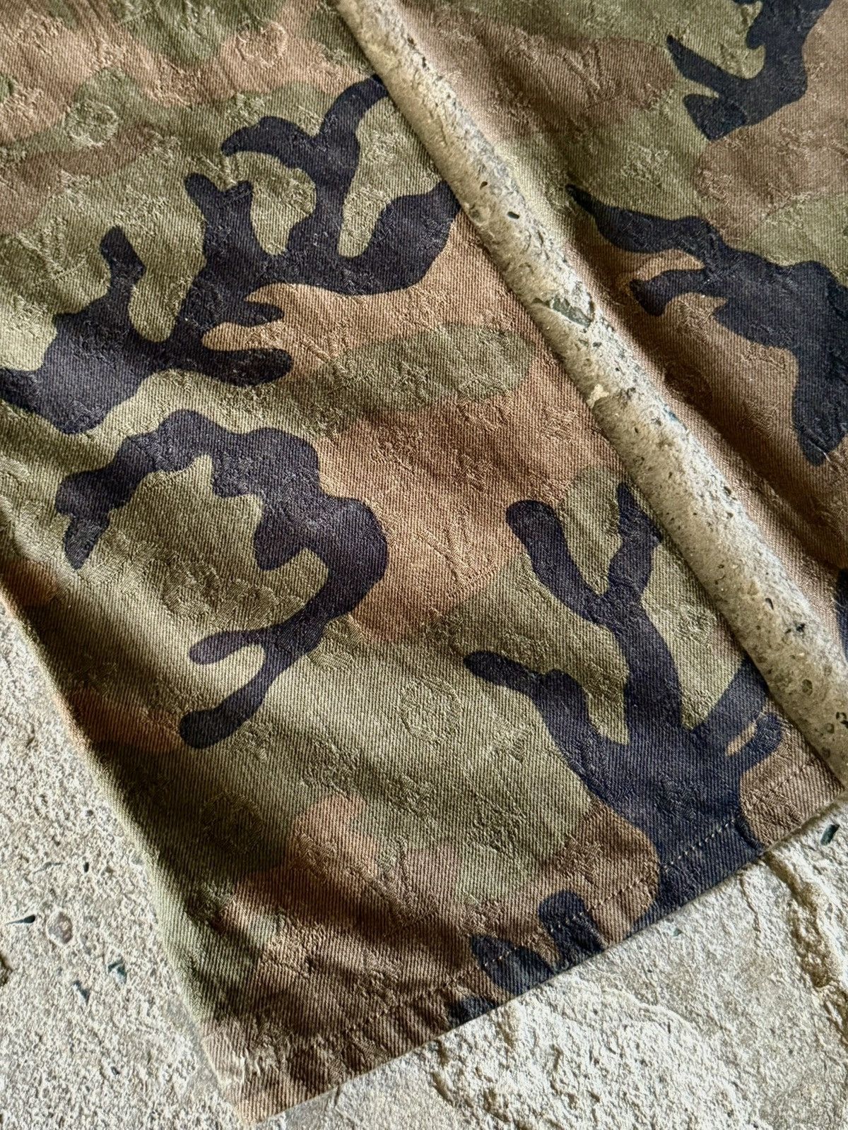 Louis Vuitton × Supreme Louis Vuitton - Supreme -SS16- Jacquard Camo Carpenter Jeans Size US 30 / EU 46 - 10 Thumbnail