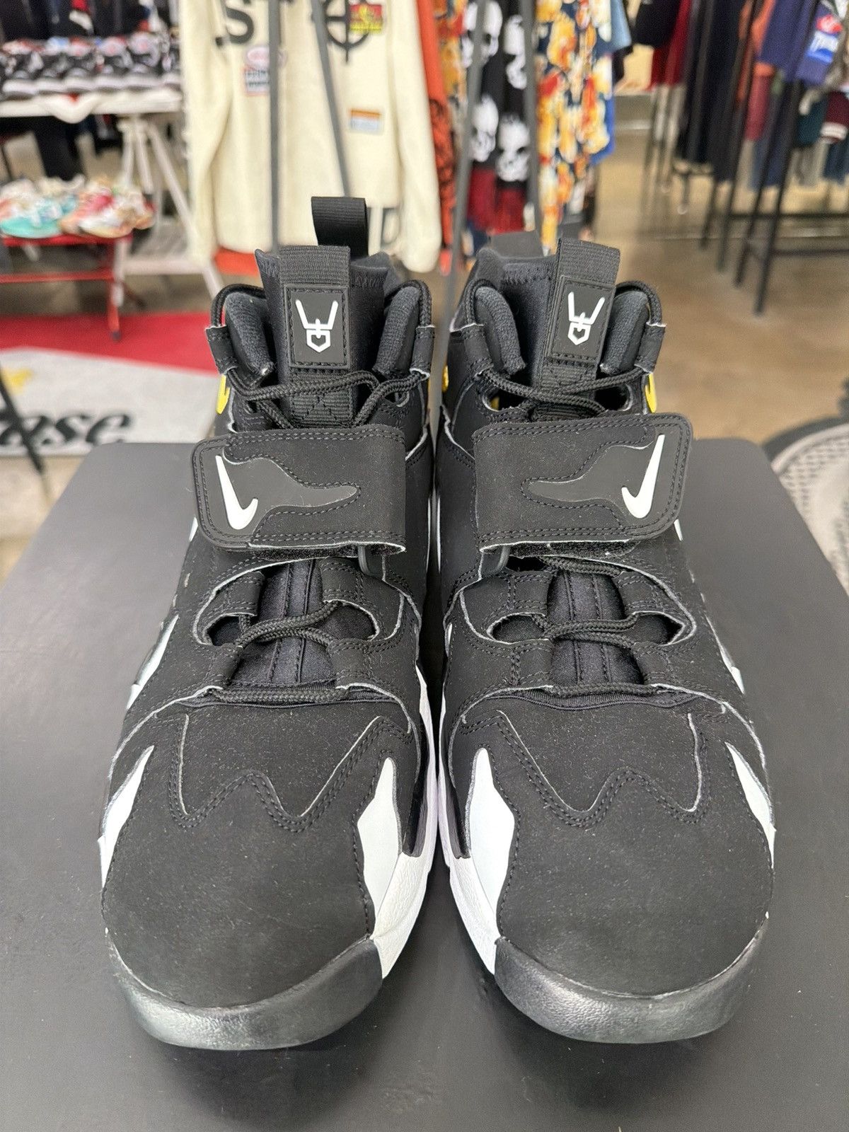 Nike Nike Air DT Max 96 Black White Size 10.5 (2024) Size US 10.5 / EU 43-44 - 2 Thumbnail