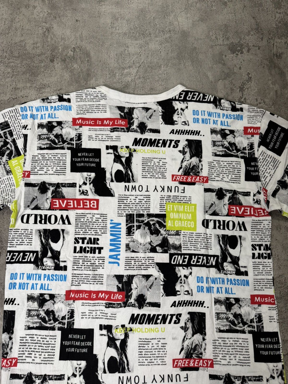 Japanese Brand THUNDER STORM NEWSPAPER HEADLINES GRAPHIC T-SHIRT Size US XL / EU 56 / 4 - 4 Thumbnail