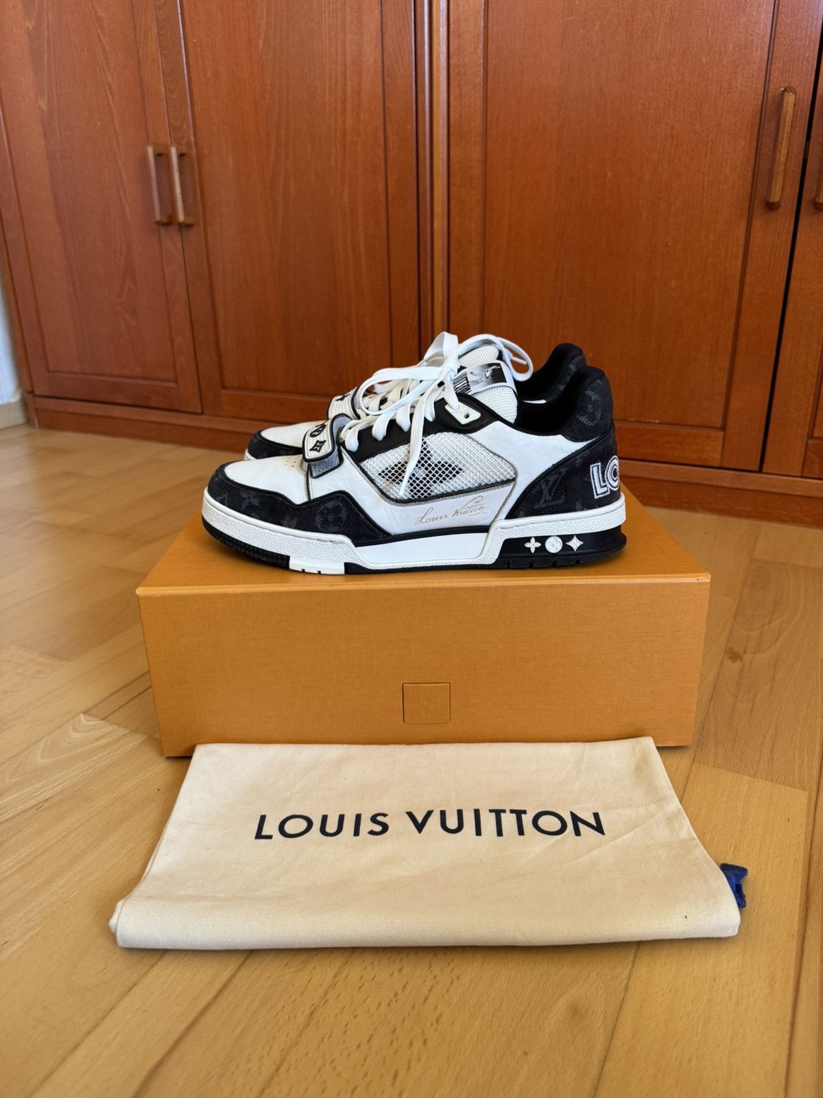 Louis Vuitton Louis Vuitton LV Trainer Velcro Strap Black Denim Size US 8 / EU 41 - 1 Thumbnail