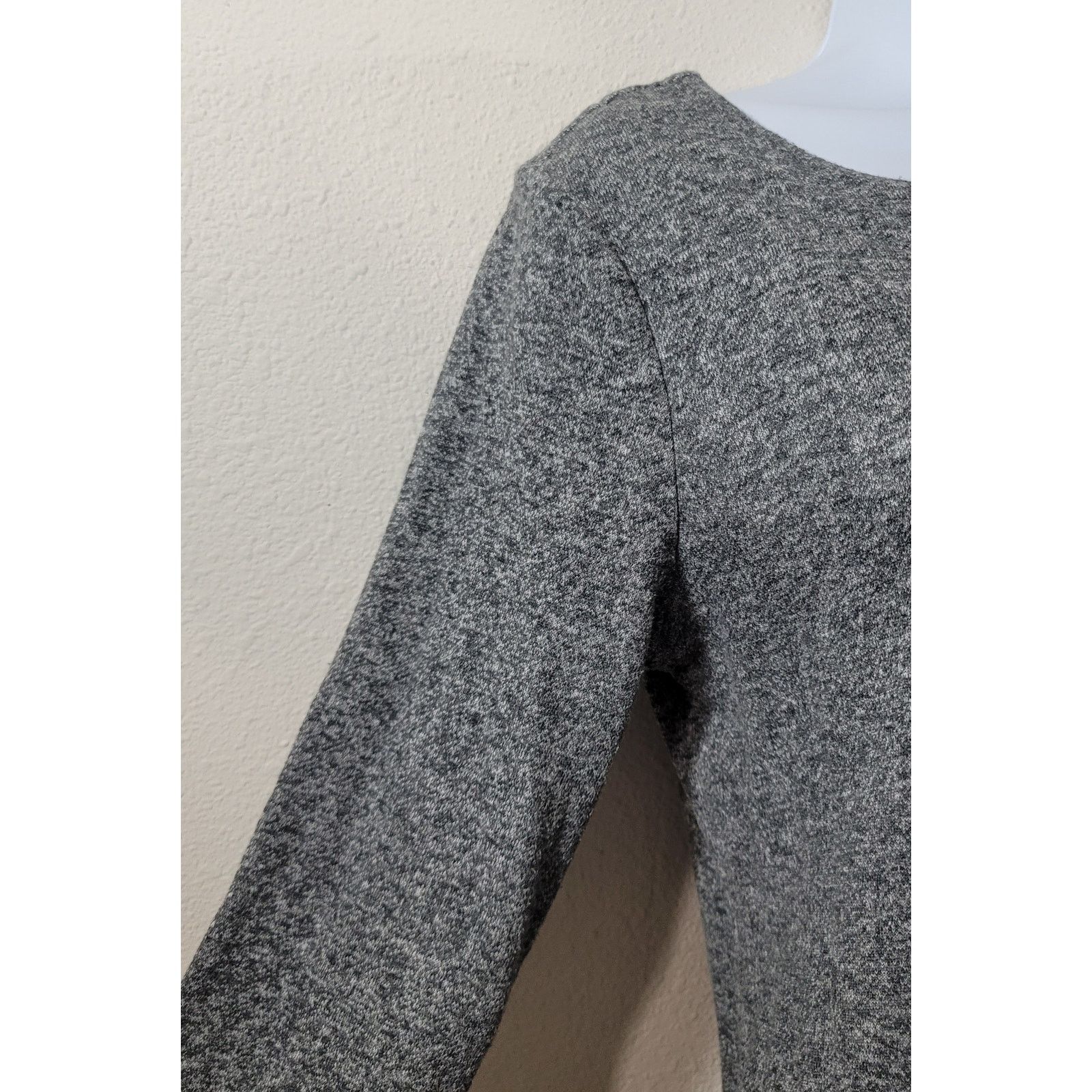 Other Hannah Gray Marled Round Neck Lace Hem Top Medium Soft Size M / US 6-8 / IT 42-44 - 5 Thumbnail