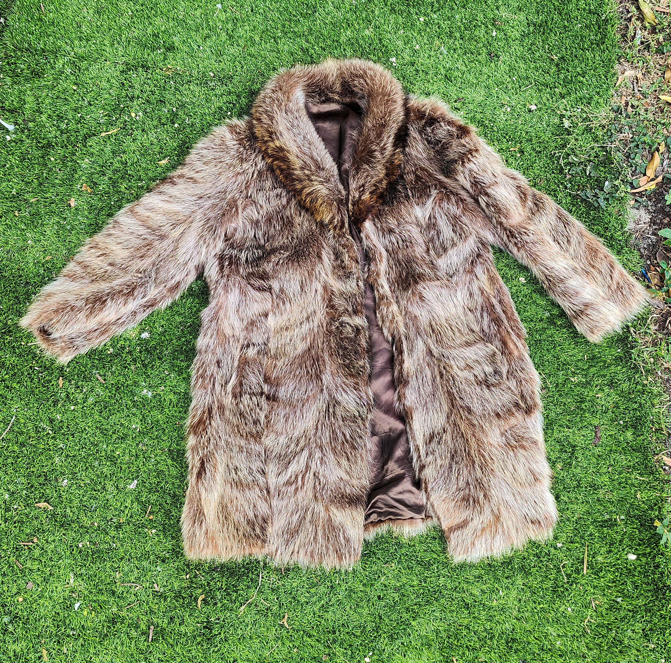 Vintage Fur Coat Racoon Size US L / EU 52-54 / 3 - 1 Thumbnail
