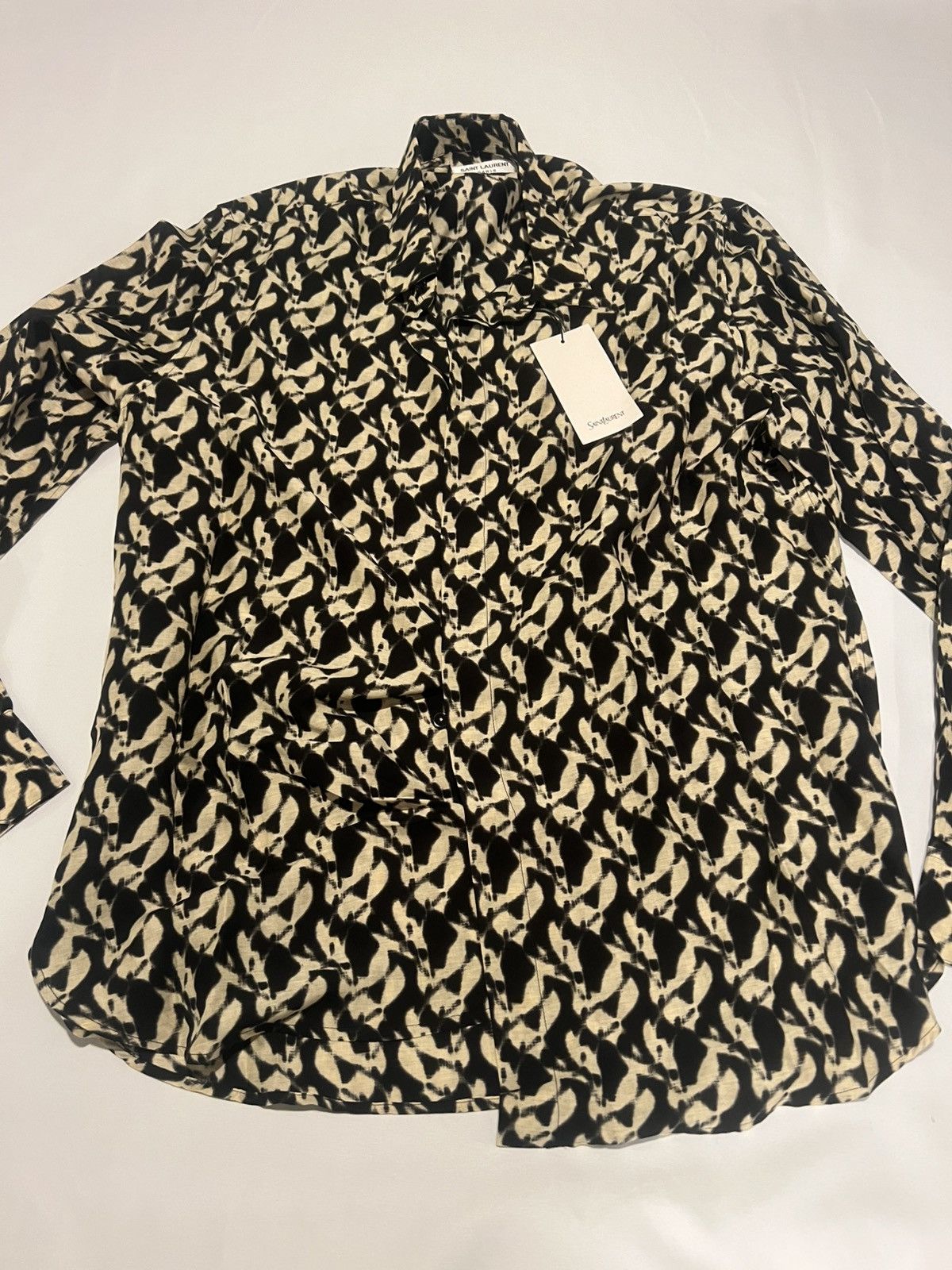 Saint Laurent Paris Saint Laurent men’s viscose shirt. 39/15.5. $1350 Size US M / EU 48-50 / 2 - 2 Thumbnail