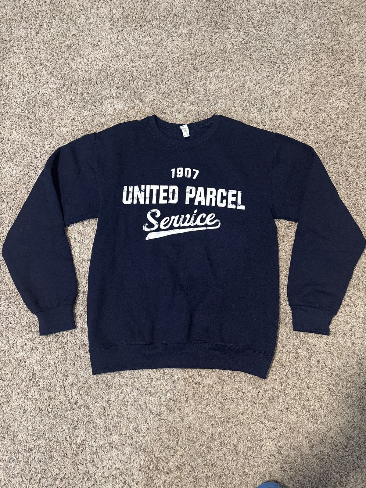 Other UPS sweater Size US S / EU 44-46 / 1 - 1 Preview