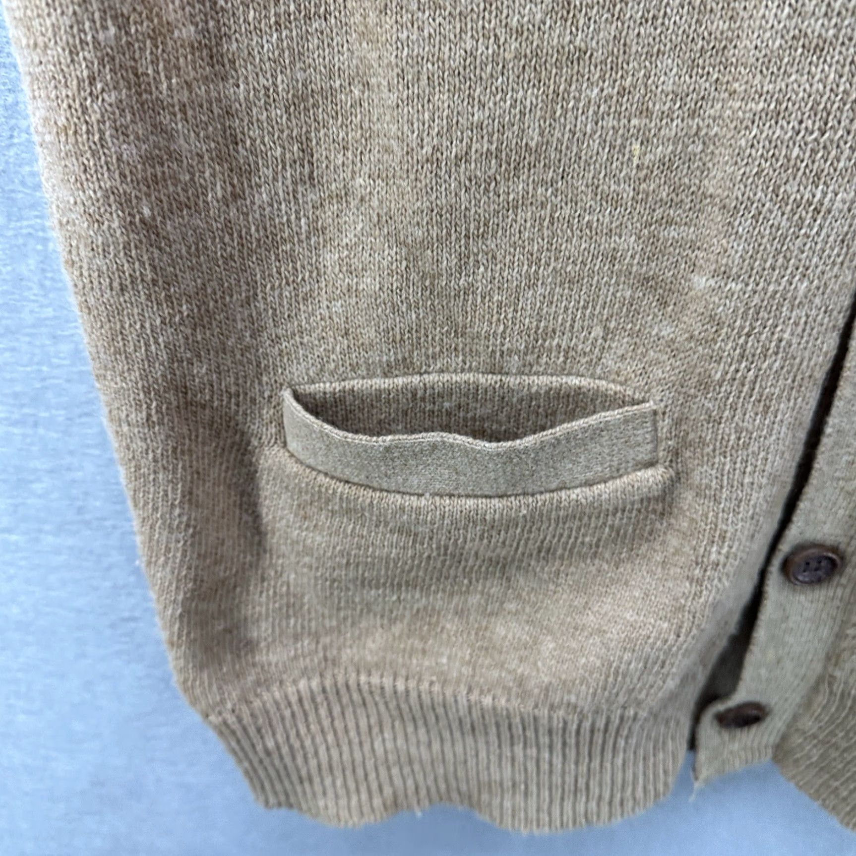 Vintage VINTAGE Campus Vest Mens Large Brown Wool Button Front 80s Knit V-Neck Sleeveless Sweater Mens Large Brown 80s Vest Size US L / EU 52-54 / 3 - 6 Thumbnail