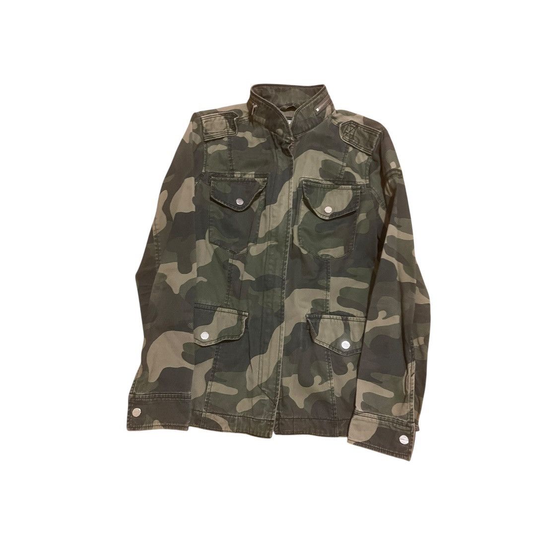 Abercrombie & Fitch Abercrombie & Fitch Camo Y2K Utility Outerwear Jacket Sz M Size M / US 6-8 / IT 42-44 - 1 Thumbnail