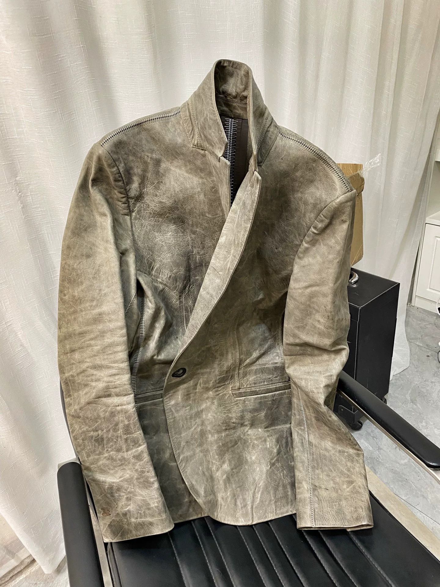 Isaac Sellam Experience Isaac Sellam Distressed Brass Buckle Blazer Size US M / EU 48-50 / 2 - 7 Thumbnail