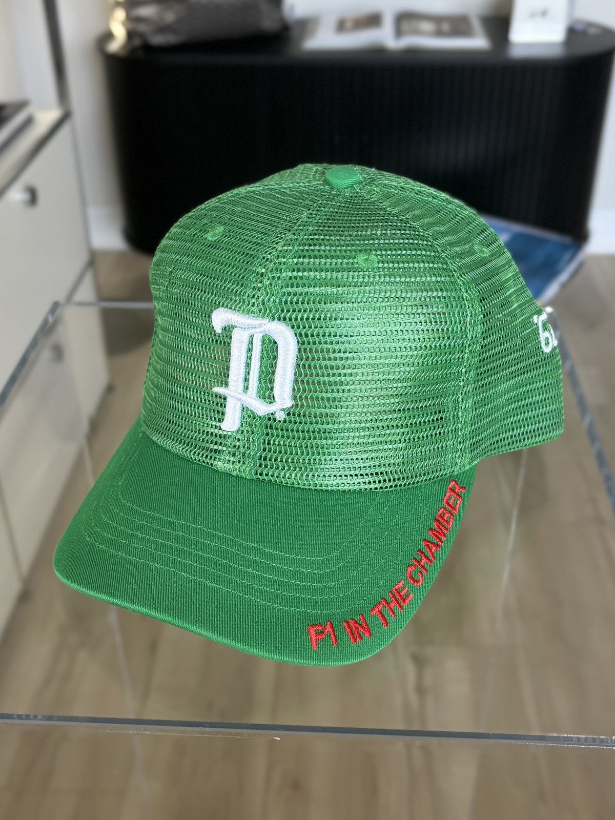 PALY MESH CHAMBER F1 P LOGO HAT