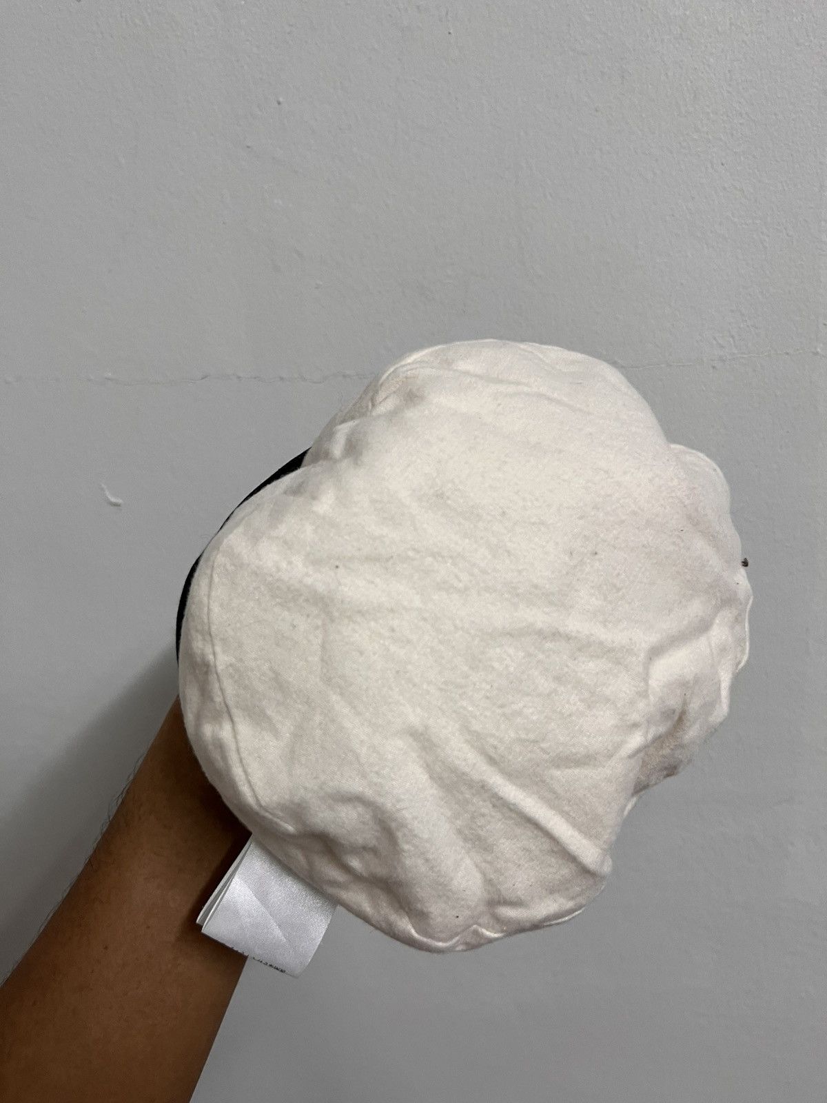 Celine White-cream Celine fluffy Hats Size ONE SIZE - 6 Thumbnail