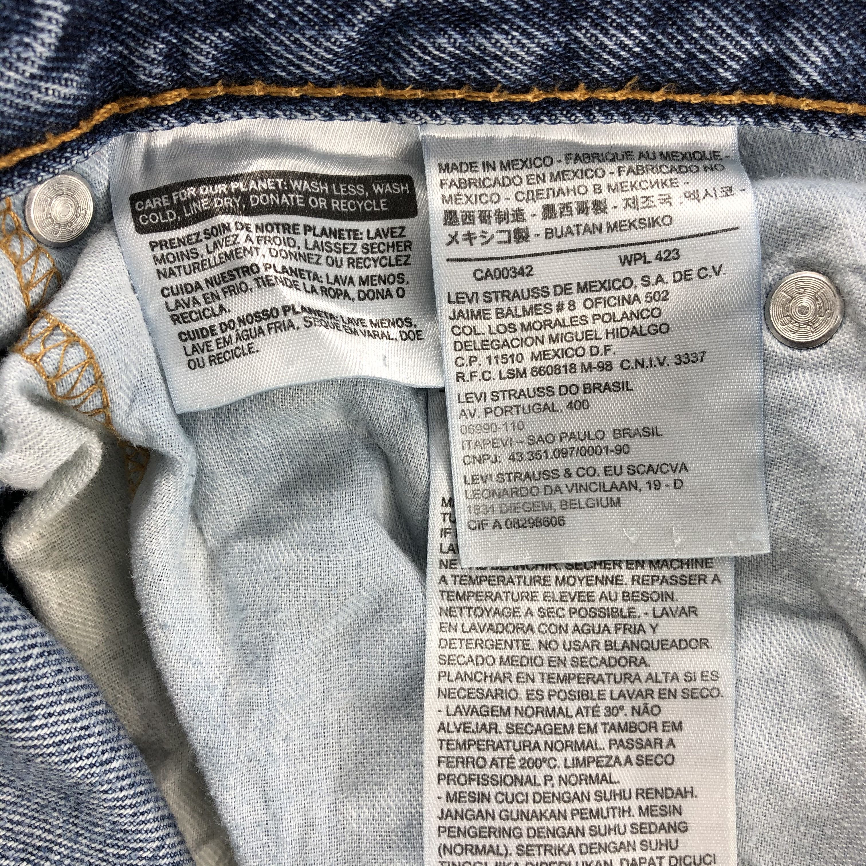 Levi's Vintage Levis 550 Jeans Faded Blue Distressed Denim KJ419 Size US 34 / EU 50 - 10 Thumbnail