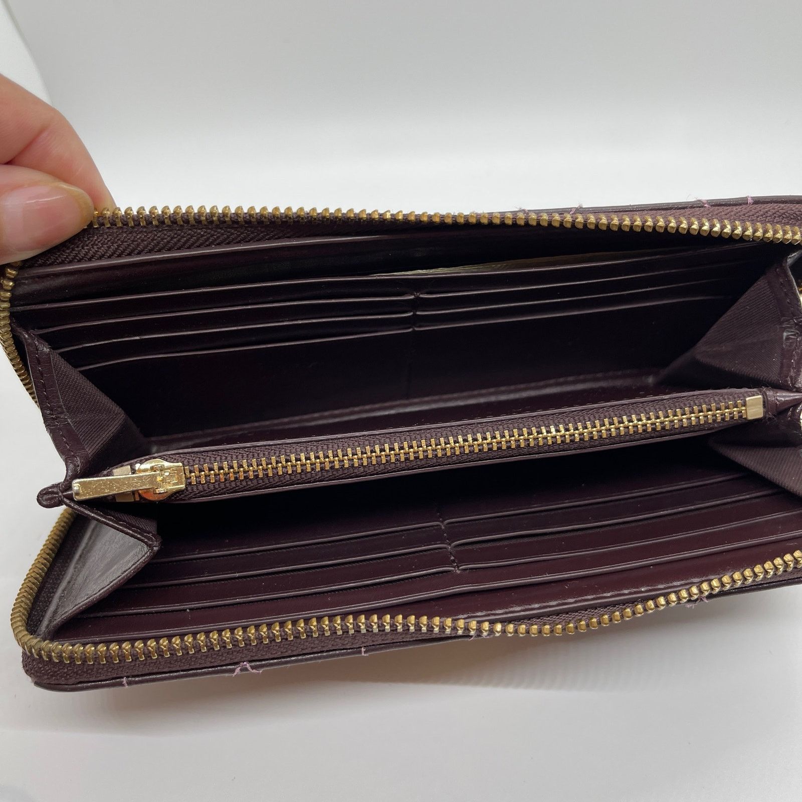 Coach Coach Accordion Zip Wallet Quilted Design Brown Studs Size ONE SIZE - 5 Thumbnail
