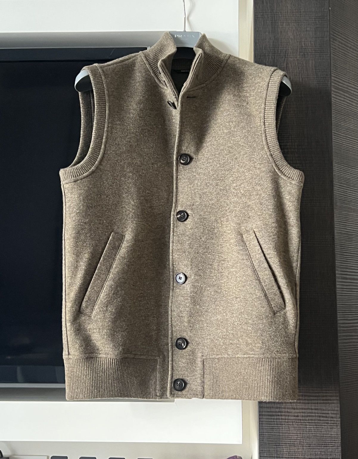 Loro Piana Loro Piana Carry Gilet Jersey Novalis Cashmere vest Size US S / EU 44-46 / 1 - 1 Thumbnail