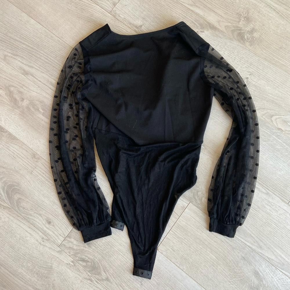 Designer Black Long Mesh Polka Dot Sleeve Bodysuit Size S / US 4 / IT 40 - 4 Thumbnail