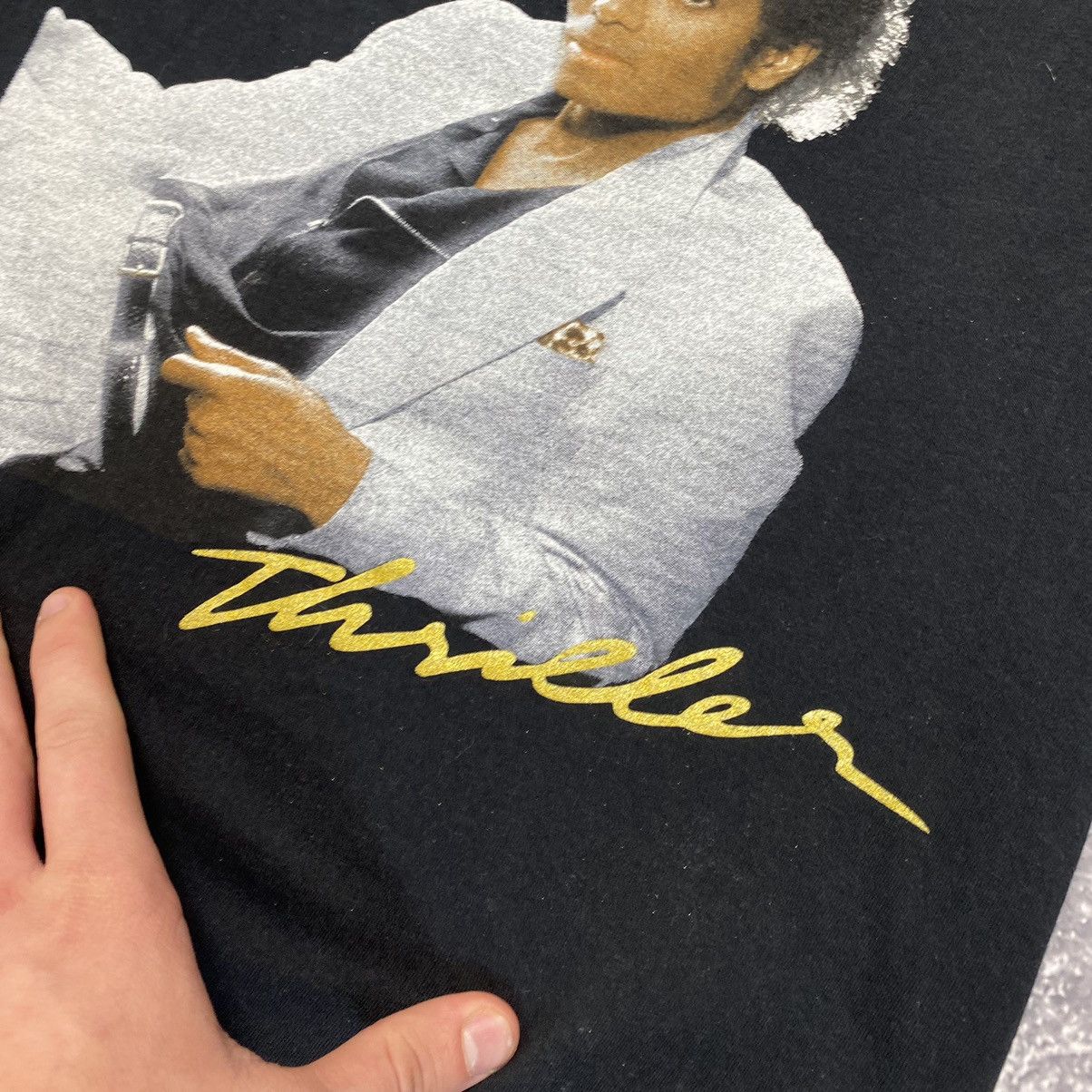 Band Tees Vintage Michael Jackson Big Graphic Logo Thrilles tee Size US S / EU 44-46 / 1 - 5 Thumbnail