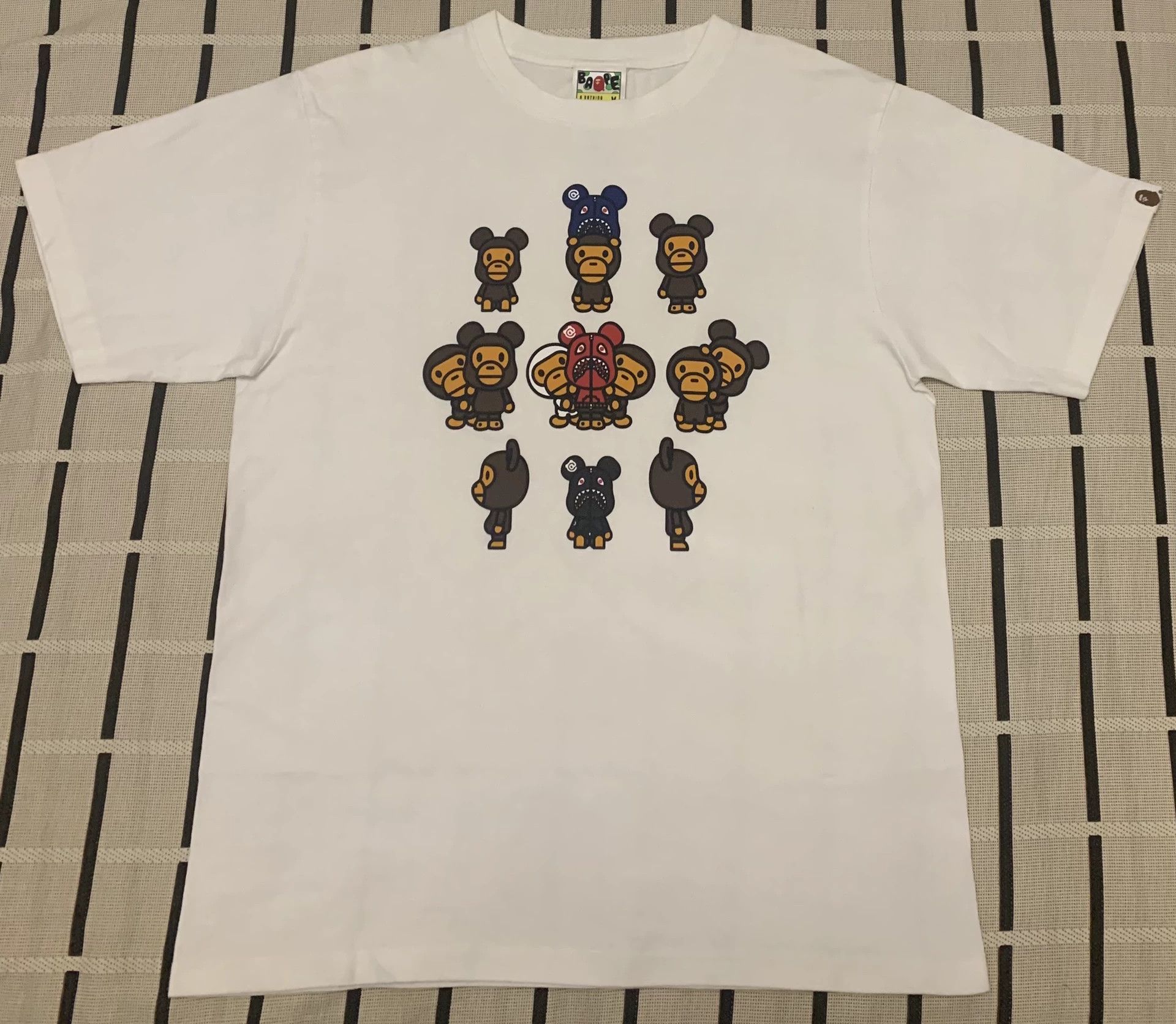 Bape Bape T-Shirt M Men Size US M / EU 48-50 / 2 - 1 Thumbnail