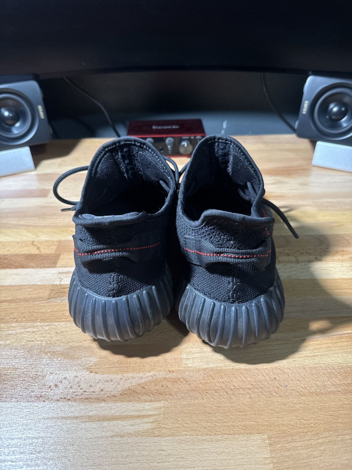 Yeezy Yeezy 350 V2 Bred Size US 11 / EU 44 - 4 Thumbnail