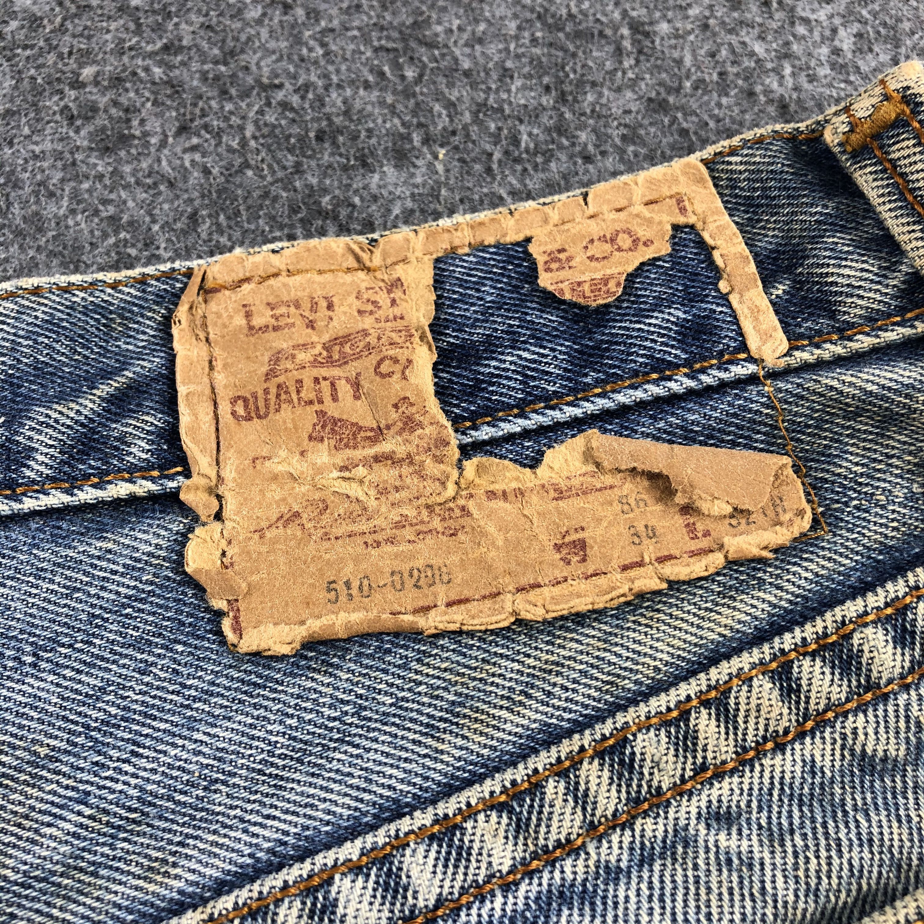 Levi's Vintage 90s Light Wash Levis Jeans-J1794 Size US 33 - 5 Thumbnail