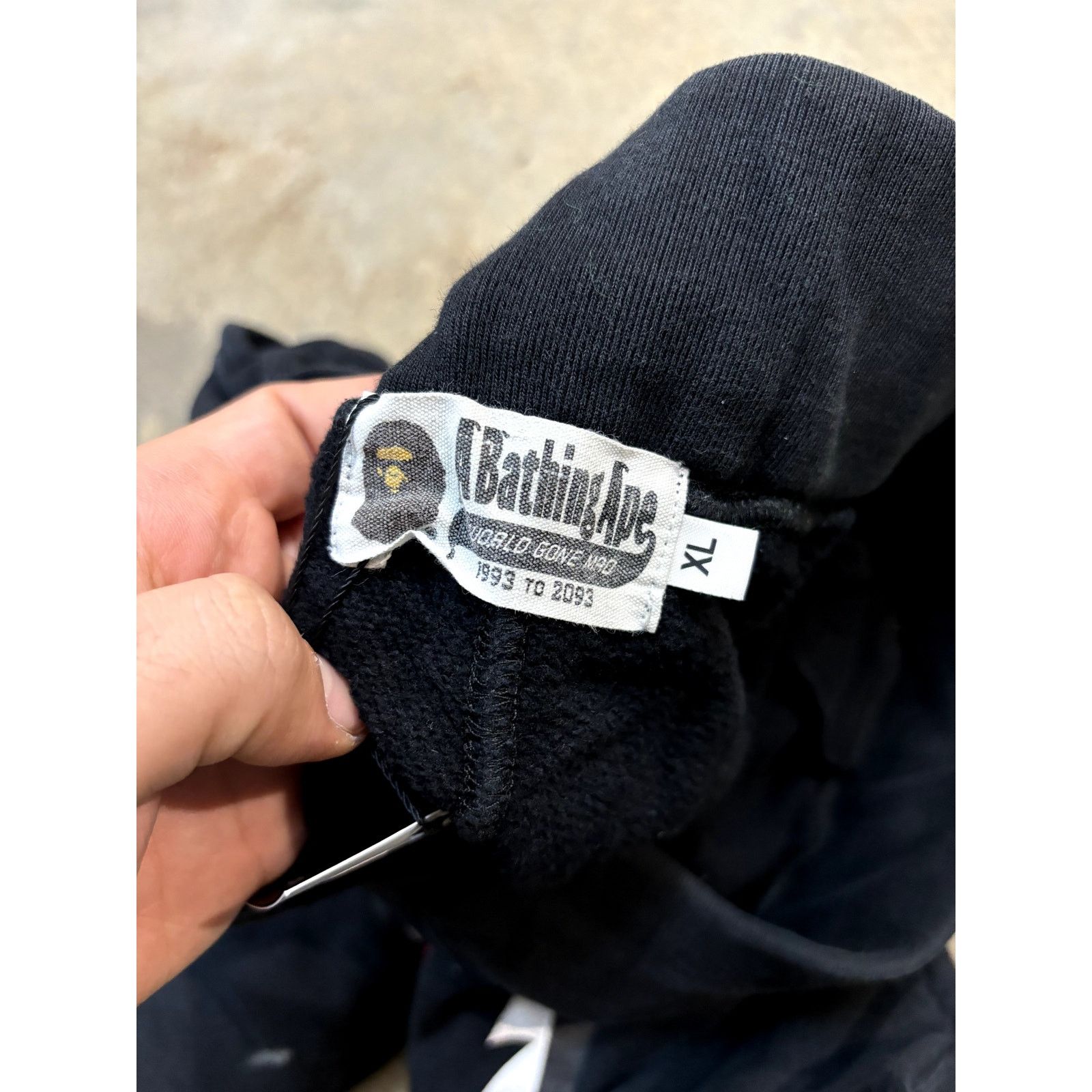 Bape Bape Shark Sweats XL Size US 38 / EU 54 - 2 Thumbnail