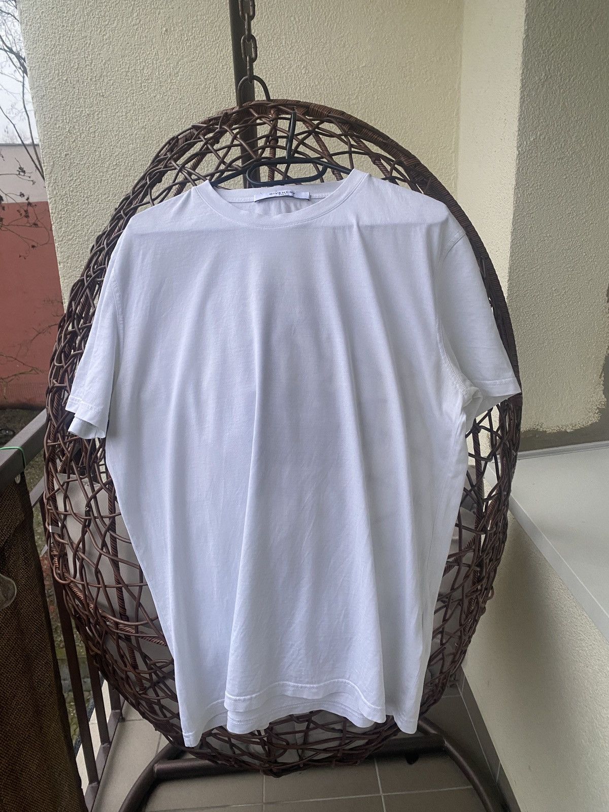 Givenchy Luxury 11 about 1952 001 givenchy trashed tee Size US L / EU 52-54 / 3 - 1 Thumbnail