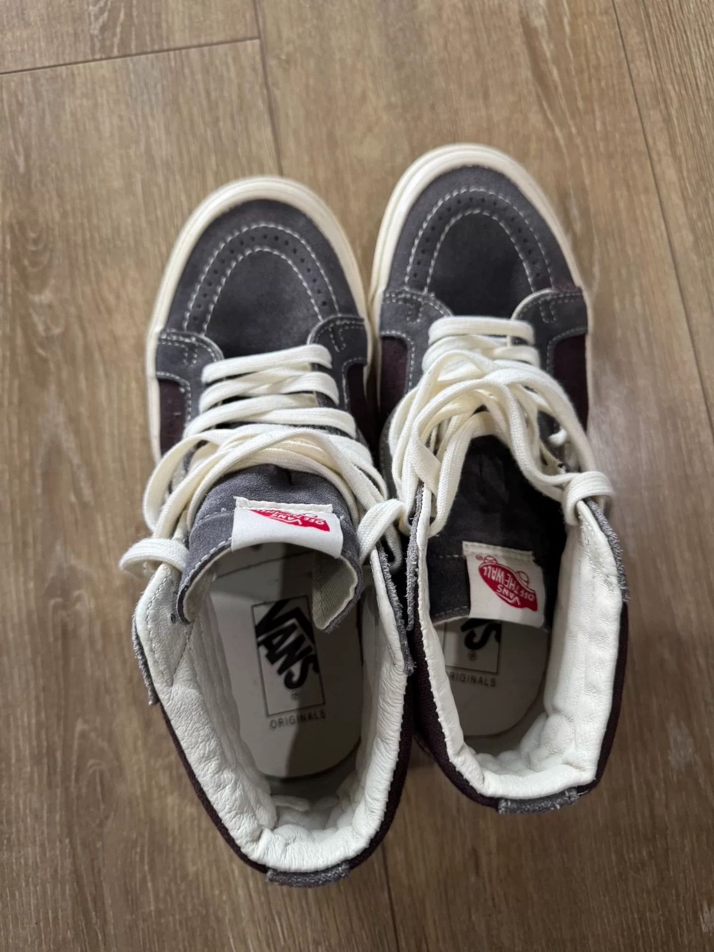 Vans Vans Sk8-Hi Gray Brown Size US 7 / EU 40 - 1 Thumbnail
