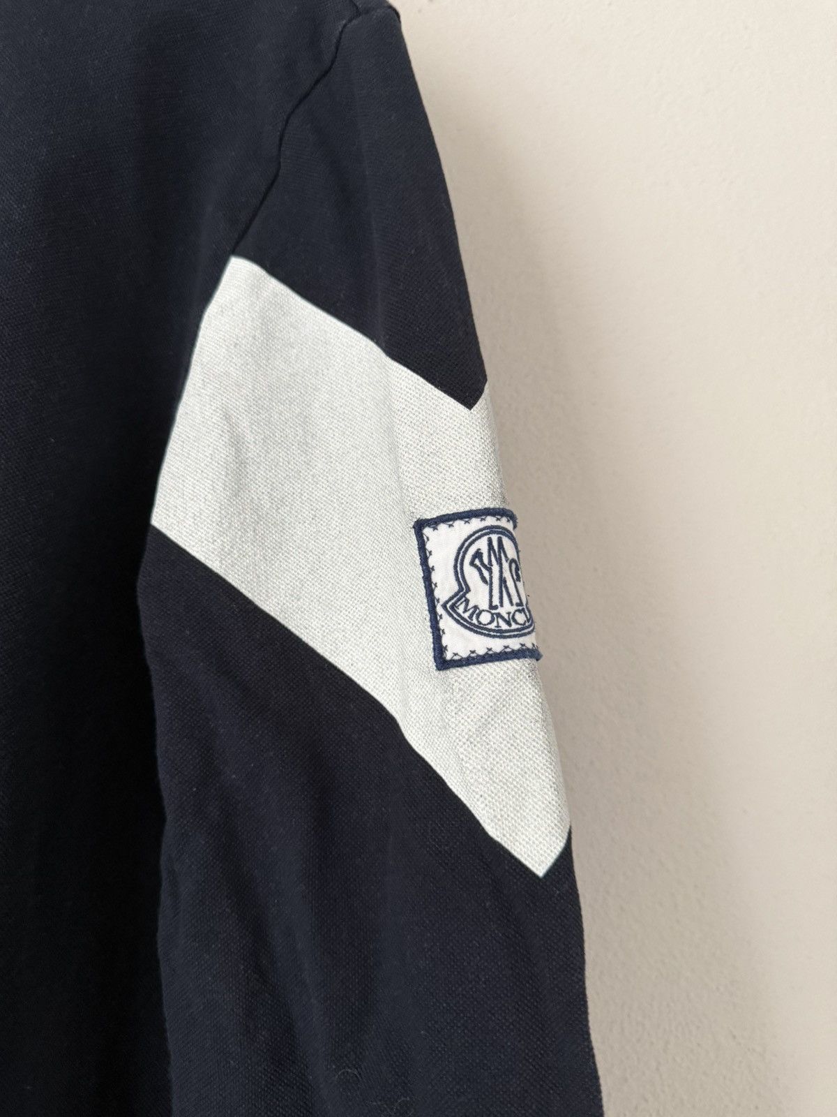 Moncler Gamme Bleu Long Sleeve Polo with Arm Stripe Size US M / EU 48-50 / 2 - 4 Thumbnail