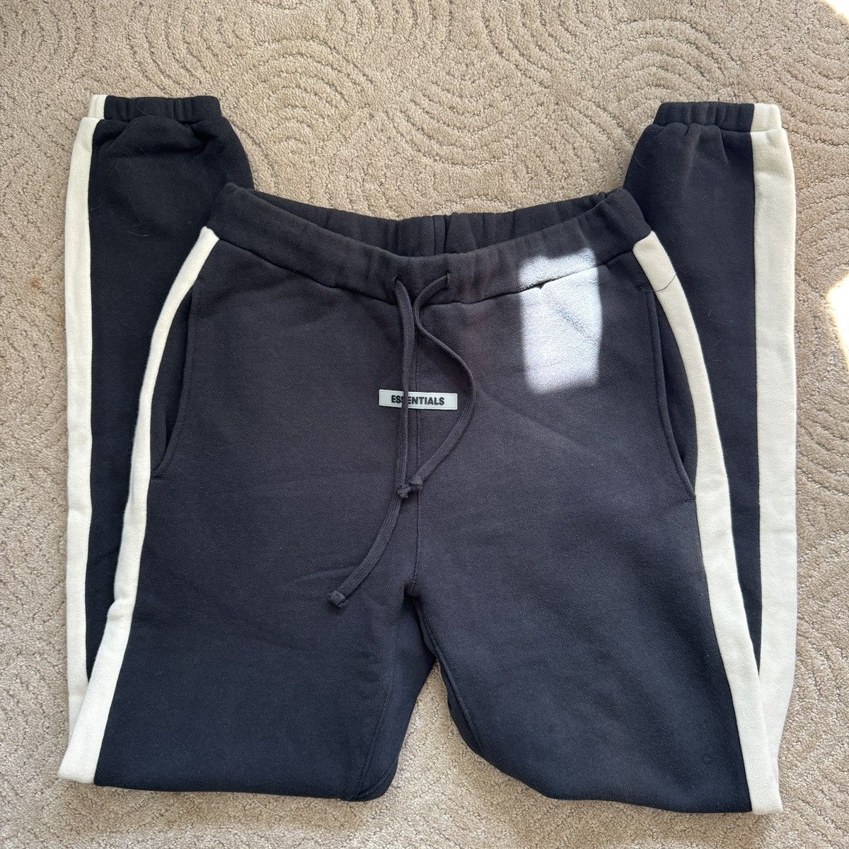 Essentials Fear of God fog Essentials Side Stripe Sweatpants 'Grey xs Size US 28 / EU 44 - 1 Thumbnail