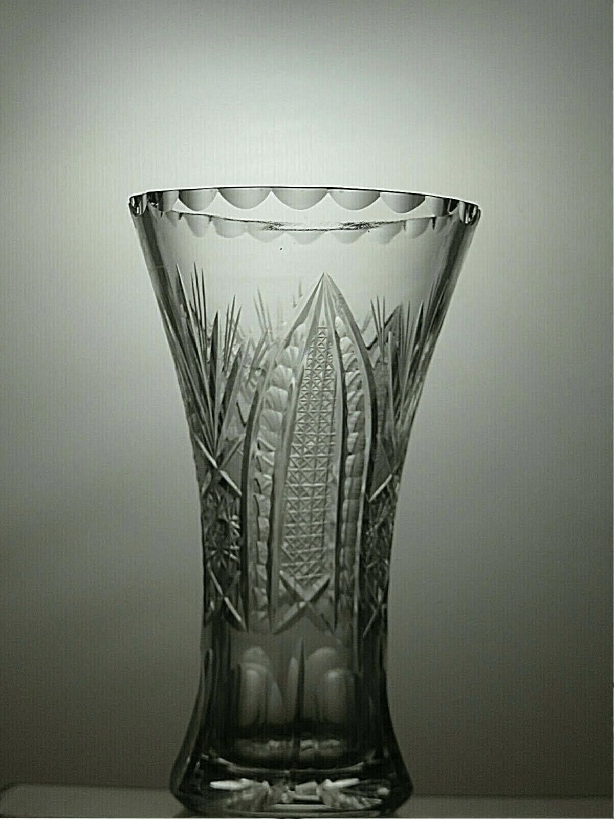 The Unbranded Brand Lead Crystal Cut Glass Lead Crystal Vase 7 7/8" Size ONE SIZE - 1 Thumbnail