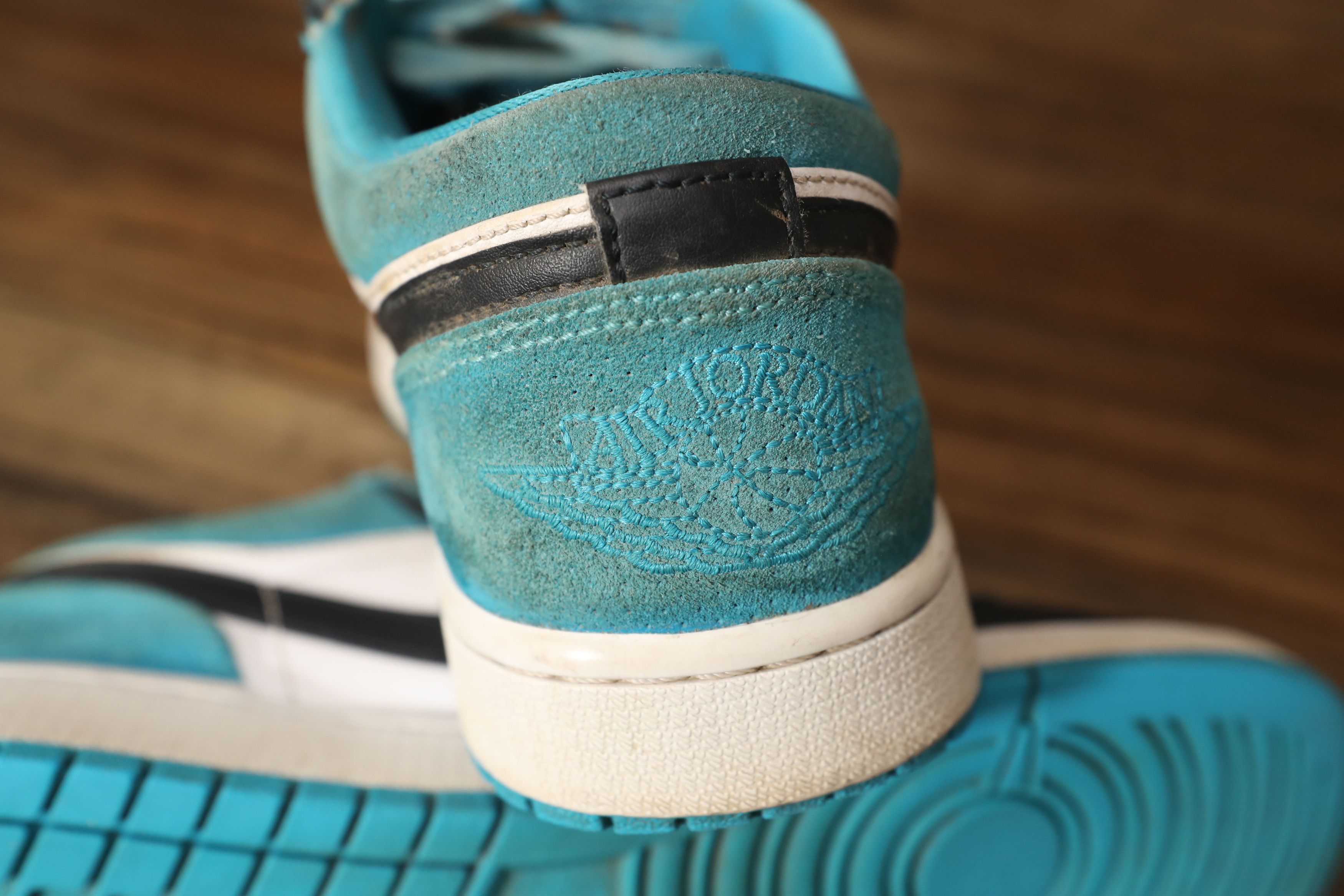 Nike Nike Jordan 1 Low Laser Blue (9.5) Size US 9.5 / EU 42-43 - 7 Thumbnail