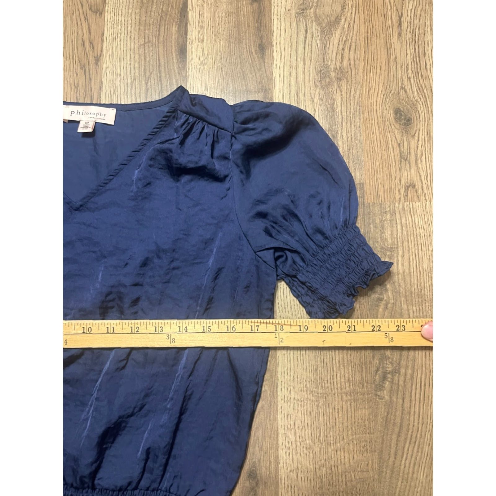 Vintage **Women's Philosophy Blouse, Size Small, Blue, Short Sleeve, V-Neck** User: **Women's Size Small Philosophy Blouse, Blue, Short Sleeve, V-Neck** Size S / US 4 / IT 40 - 4 Thumbnail