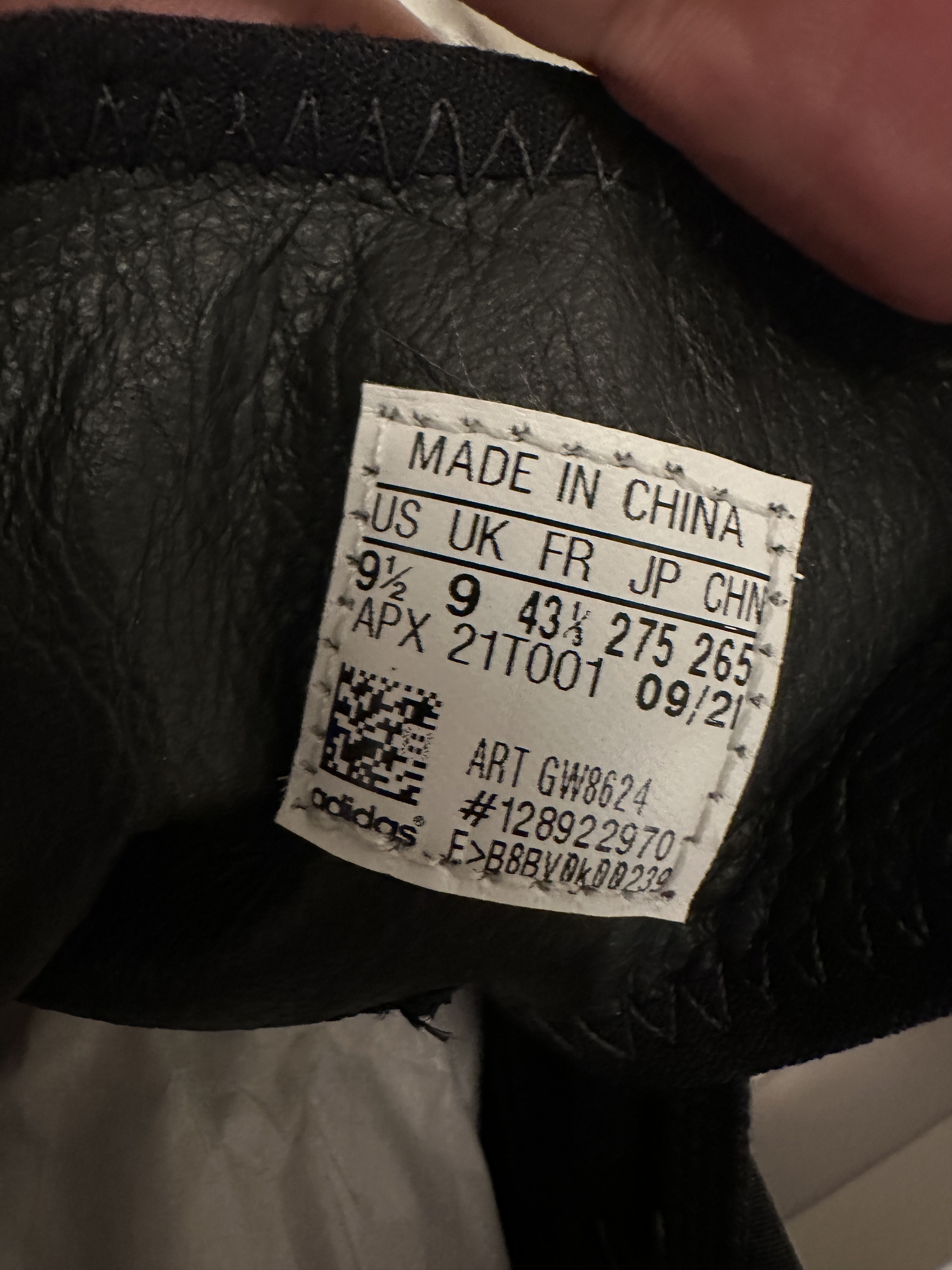 Adidas × Y-3 Y3 Ajatu court Low Size US 10 / EU 43 - 8 Thumbnail