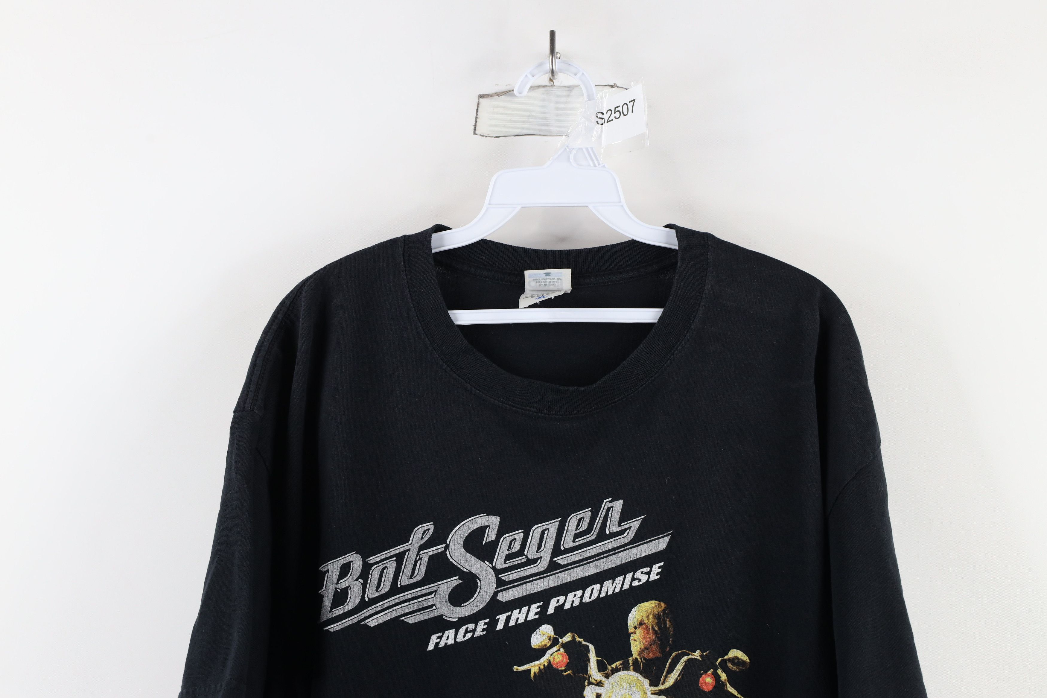 Vintage Vintage Y2K Tour Face The Promise Bob Seger Band T-Shirt Size US XL / EU 56 / 4 - 2 Thumbnail