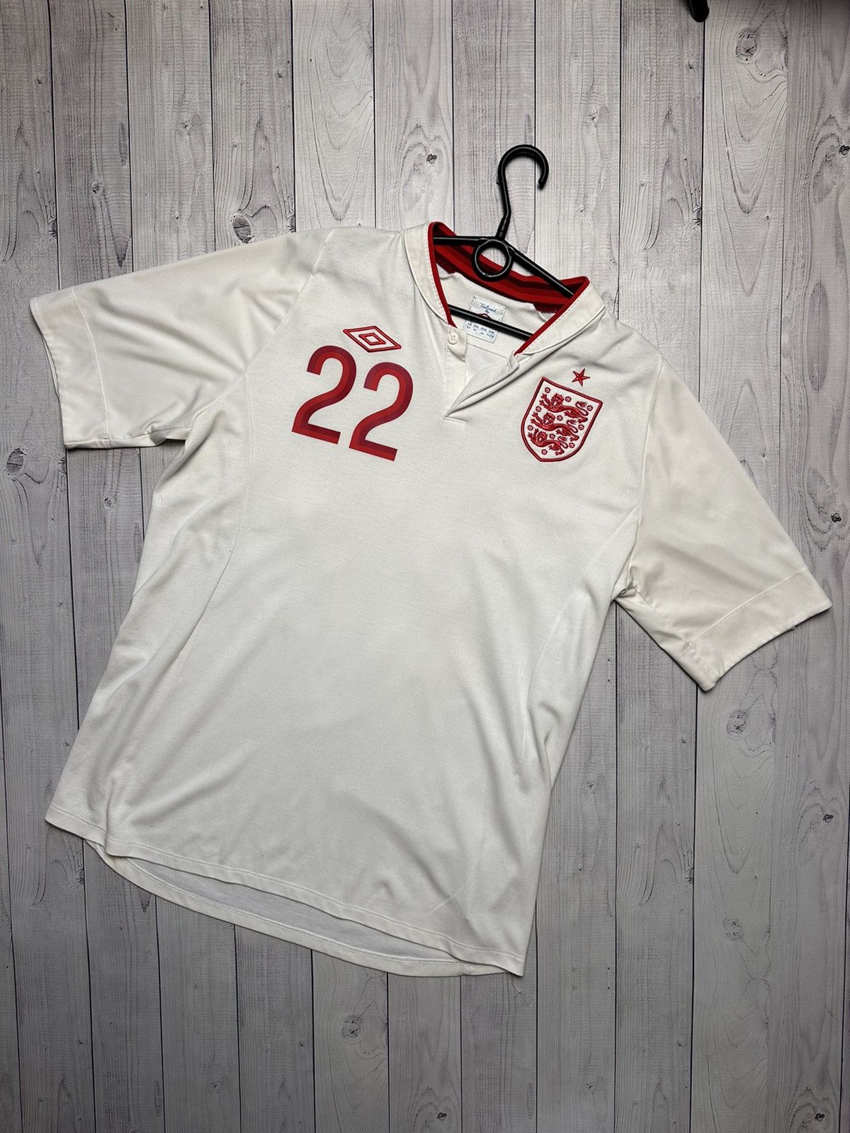 Umbro Vintage Umbro England soccer jersey size M 22 Welbeck Size US M / EU 48-50 / 2 - 2 Thumbnail