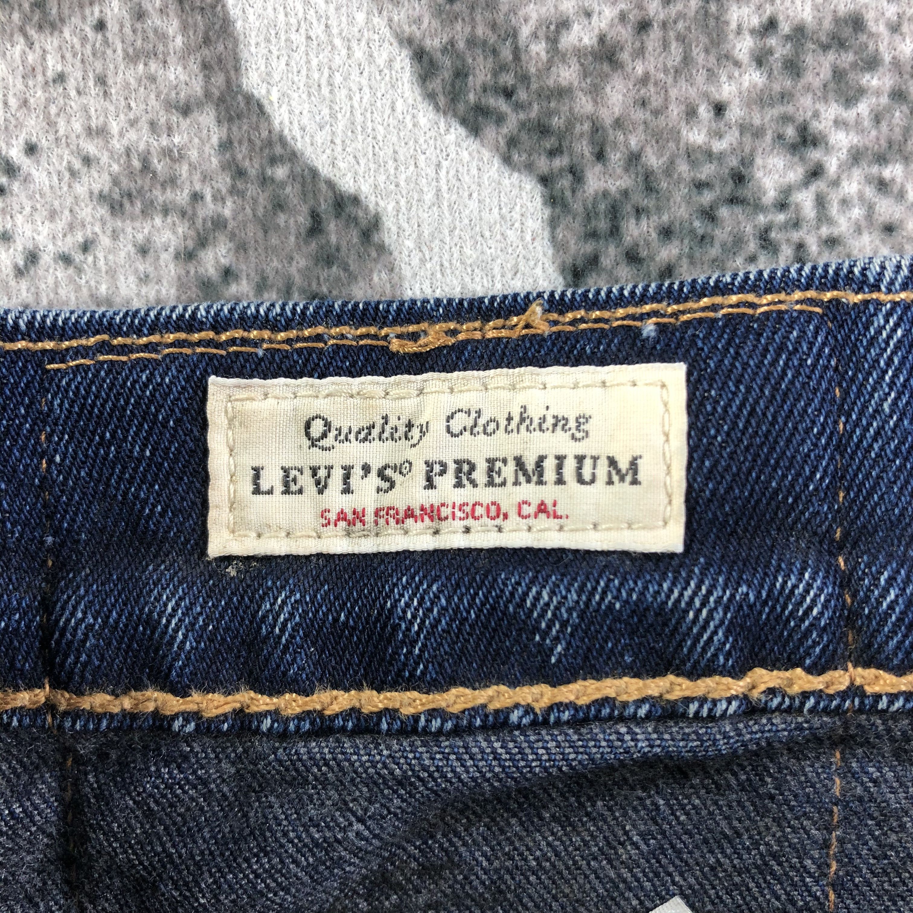 Levi's Levis 502 Jeans Distresed Denim KJ2201 Size US 33 - 12 Thumbnail